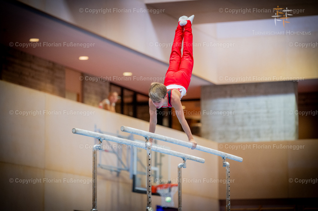 Promo-41 | "Fussifoto.com – Ihr Ansprechpartner für hochwertige Fotografie! Entdecken Sie kreative Bilder und professionelle Dienstleistungen. Kontaktieren Sie uns für Ihre Projekte!"