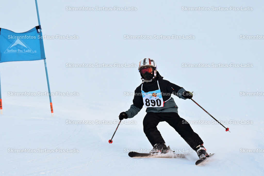 SRF_25.12.2025_0277 | Skirennfotos,Serfaus,Fiss,Ladis,Kinderskirennen,Winter,Tirol,Oberland,skirace,SFL,feelfree,weil wir's genießen,ski,Ski,skifahren,Sonnenplateau, - Realisiert mit Pictrs.com
