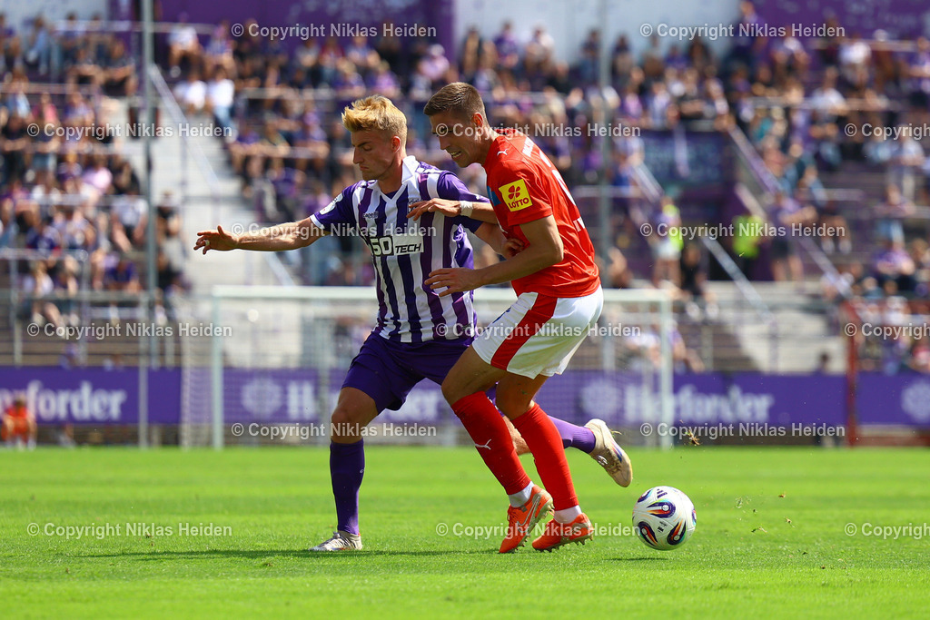 NH_VfLOsnabrück_HolsteinKiel_Testspiel_26072025 | #18 Lars Kehl (VfL Osnabrück), #6 Marko Ivezic (Holstein Kiel)Fußball I Herren I Testspiel I Saison 2025-2026  I VfL Osnabrück - Holstein Kiel I 26.07.2025 I Stadion Bremer Brücke