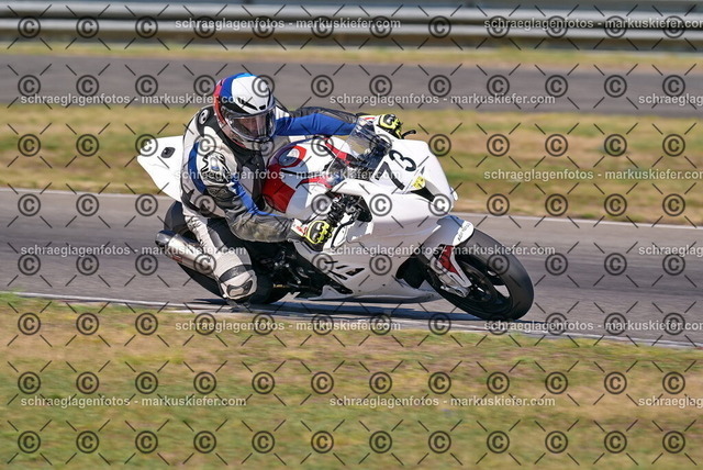 26bt05-0249 | markuskiefer.com - Realisiert mit Pictrs.com