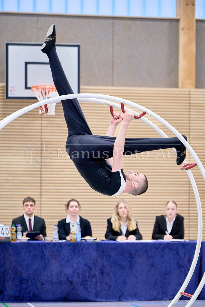 B-DSC07934 | Professionelle Sportfotografie in Hamburg, Schleswig-Holstein und Niedersachsen – spezialisiert auf Rhönrad, Geräteturnen, Leistungsturnen und rhythmische Sportgymnastik. Bundesweite Begleitung von Rhönrad-Events. Jetzt Sport-Fotos - Realisiert mit Pictrs.com