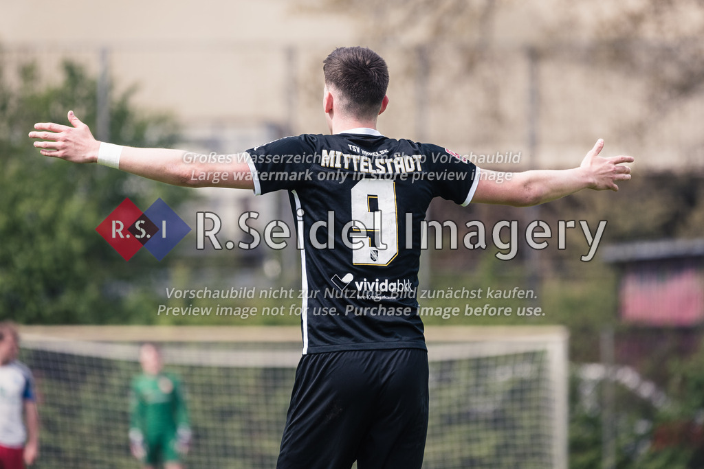 RS-1-046743 | Luca Mittelstädt (#9, Havelse) regt sich über Zeitspiel auf