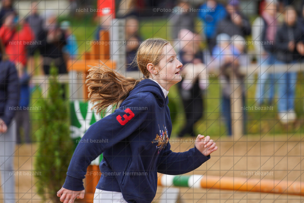 20221009-FAH08580 | Diessen am Ammersee, 2022, Dressur- und Springturnier, Reitsportbilder, Turnierfotografen Bayern, Pferdefotografen, Fotoagentur Herrmann, Turnierbilder