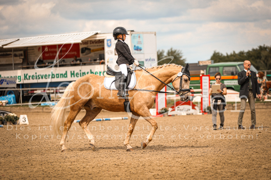 02.SoRWB00240 | Leoni Ertmer Photography - Realisiert mit Pictrs.com