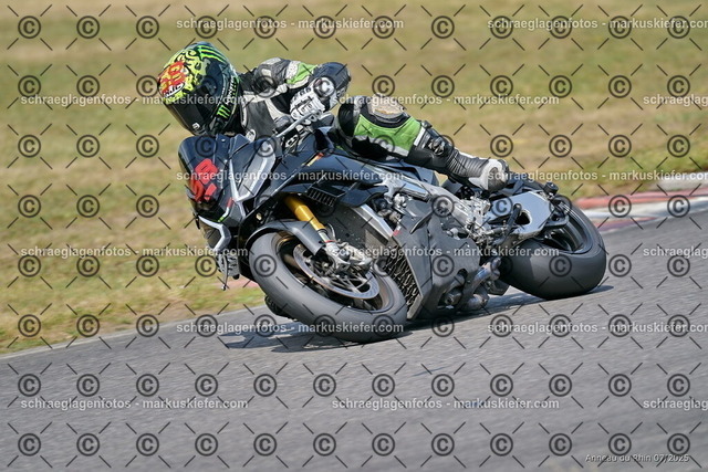 25bt04-1664 | markuskiefer.com - Realisiert mit Pictrs.com