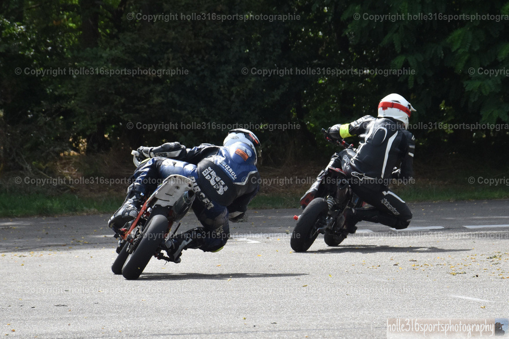 DSC_0646 | Sportfotografie , Motorsport, Motoross, Reitsport, Mointainbike, Enduro,
Landschaft , Outdoor, Eventfotografie, Landschaft, Bilder online bestellen - Realisiert mit Pictrs.com