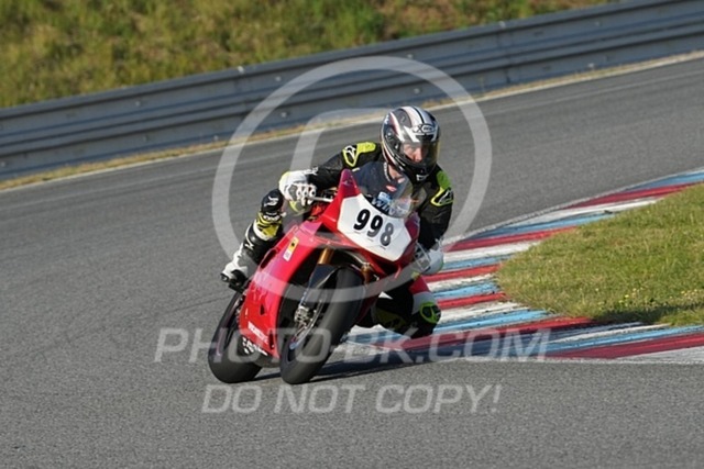 2024_05_04_PBK_30239 | Sportfotografie; SlowMotion; Video; Rennstrecke; Hafeneger; Speer; Racing; RSE; BMW; CBO; Trackday; Motorsportarena; Hockenheimring; Brno; Most; Barcelona; Valencia