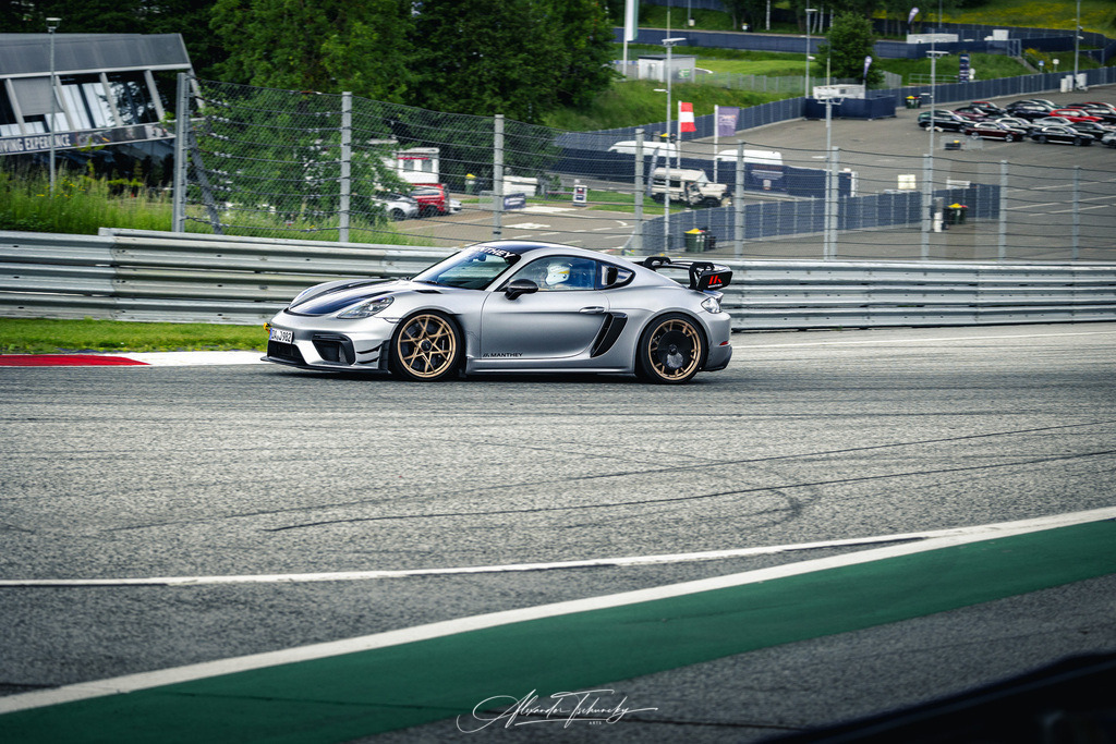 R6PZ2682 _Alexander Tschuncky | Entdecken Sie die faszinierende Welt von Alexander Tschuncky Arts: Kreative Fotografie, atemberaubende Automobilkunst und hochwertiger Bilderdruck. Lassen Sie sich inspirieren! - Realisiert mit Pictrs.com