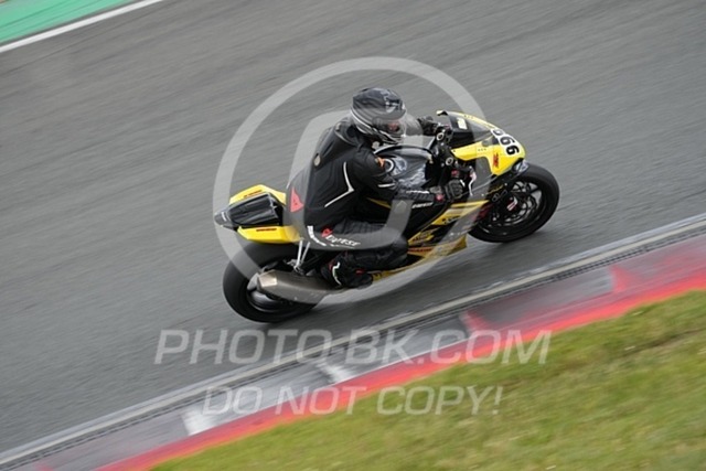 2024_07_08_PBK_55724 | Sportfotografie; SlowMotion; Video; Rennstrecke; Hafeneger; Speer; Racing; RSE; BMW; CBO; Trackday; Motorsportarena; Hockenheimring; Brno; Most; Barcelona; Valencia