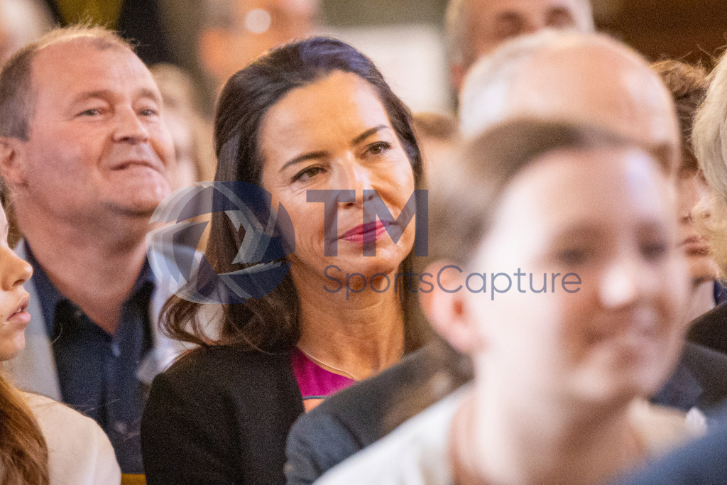 RR5M4695 | Firmung Klagenfurt-Dom 19.05.2024 8 Uhr