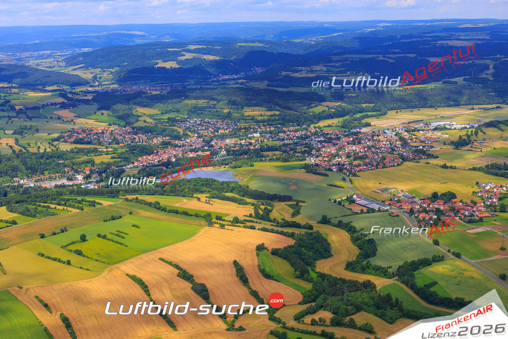 Die Luftaufnahme Oberrodach - Marktrodach wurde vom UL-Flugzeug (keine Drohne) aus fotografiert.Hohe Druck- Auflösung-die Geschenkidee!