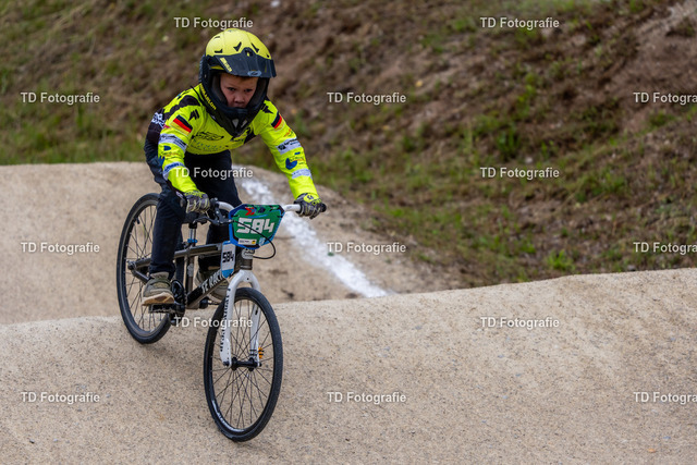 BayBMX2026-05337 | Fotogalerie von Thomas Dettweiler mit Eventbildern und lizenzfreien Fotos. Perfekt als Wandbild, für Büro, Website oder private Nutzung. - Realisiert mit Pictrs.com