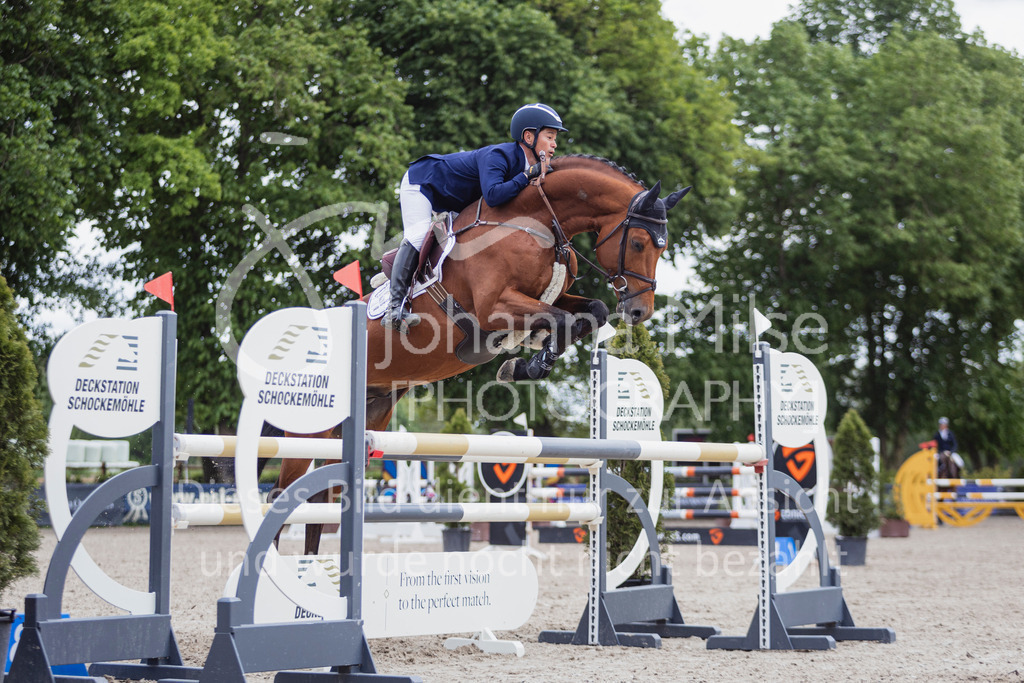 250506_Mühlen_SprPf-L1-409 | Deine schönsten Turniermomente als professionelle Fotos! Entdecke hochwertige Pferdesport-Fotografie im Online-Shop. Jetzt Fotos finden & bestellen!