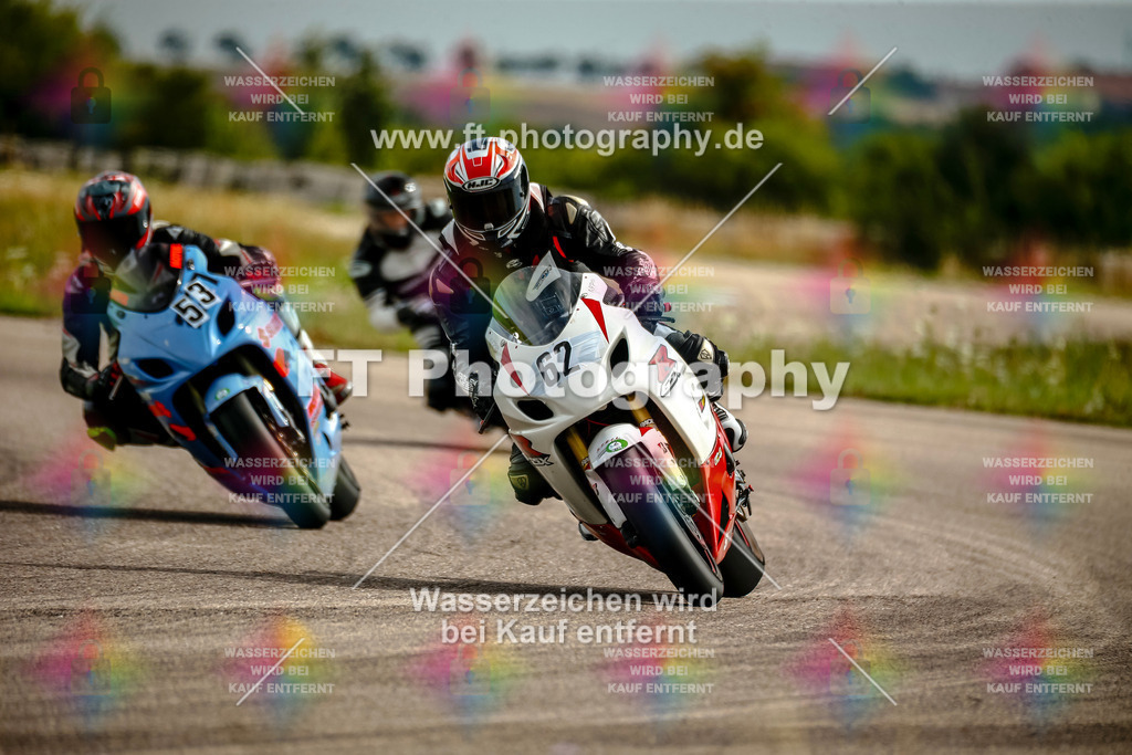 Chambley Juli-2422 | Hier findet Ihr Bilder von Touristenfahrten auf der Nürburgring Nordschleife oder von anderen Veranstaltungen die ich besucht habe. Viel Spass beim Durch Schauen 