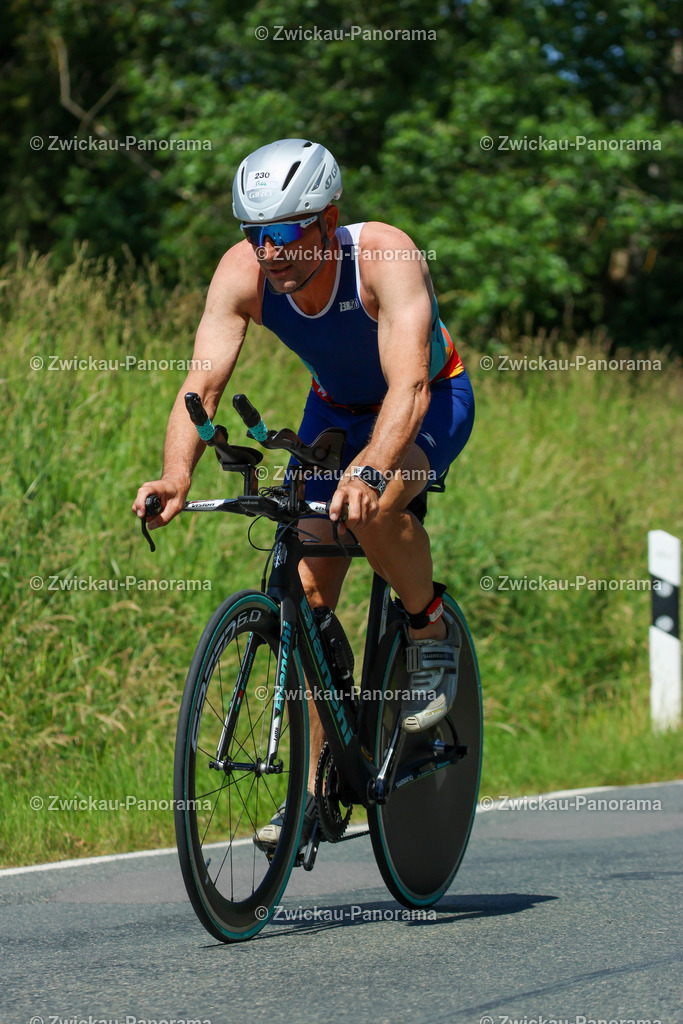 Tag 2 Rad Klein-5076 | Urban. Natur. Panorama. Luftbild. 
Der Bildershop für aufregende Perspektiven!
Für Deko, Wandbild und Kalender!
Wir bringen LED-Bilder zum Leuchten!
