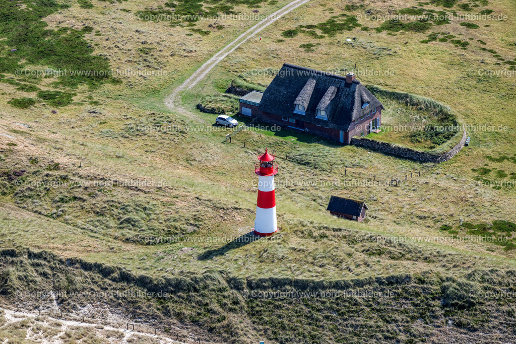 Sylt_List_Ellenbogen_Leuchtturm_List_Ost_ELS_6578130825 | LIST 13.08.2025 Leuchtturm als historisches Seefahrtszeichen " List Ost " in List auf der Insel Sylt im Bundesland Schleswig-Holstein, Deutschland. // Lighthouse as a historic seafaring character " List Ost " in List at the island Sylt in the state Schleswig-Holstein, Germany. Foto: Martin Elsen