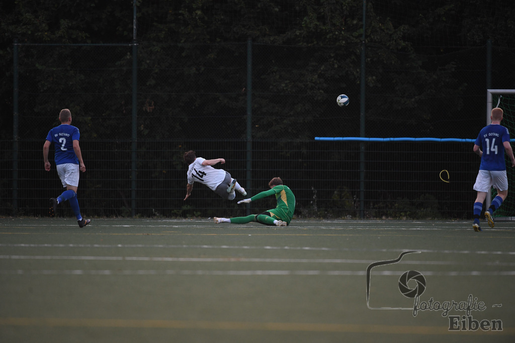 GVO Oldenburg 2-SV GOTANO | Herren Kreisliga; GVO Oldenburg 2 (weiß)-SV GOTANO (blau) am 15.08.2025 in Oldenburg (Sportanlage GVO); Photo: Philip Eiben 2025 - Realisiert mit Pictrs.com