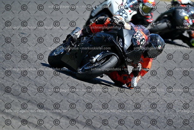 26bt04-0503 | markuskiefer.com - Realisiert mit Pictrs.com