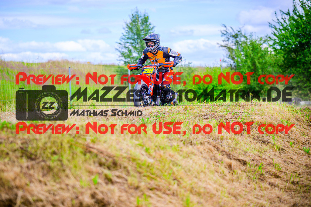 MaZZes_FotoMatrix_240713_6021986_8261 | S2
