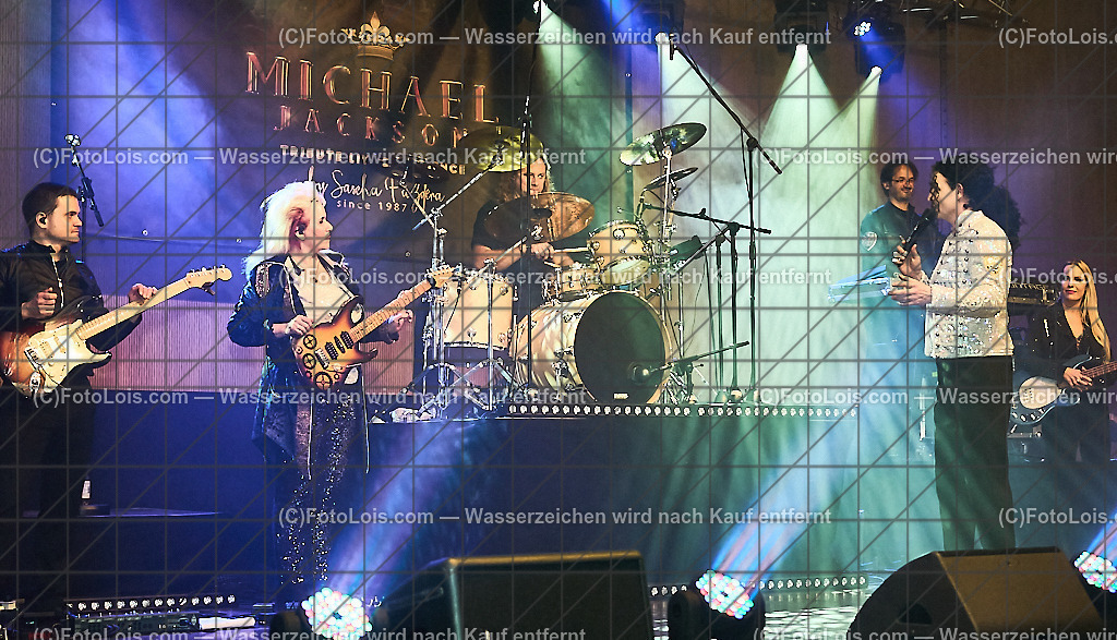 ALP8525_Tribute_Michael Jackson_Wieselburg | (C)FotoLois.com, Alois Spandl.  Michael Jackson Tribute-Konzert im Wieselburger NV-Forum, Mi 30. Oktober 2024.