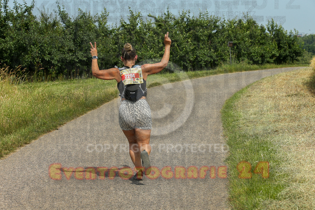 250614_1051_EX1_5077 | Sportfotografie im Rhein-Sieg Kreis, Köln, Bonn, NRW, Rheinland Pfalz, Hessen, etc. Unser Tätigkeitsfeld umfasst den Laufsport vom Volkslauf über den Marathon, Duathlon, Triathon bis zum Ultralauf wie Kölnpfad Ultra oder Schindertrail.