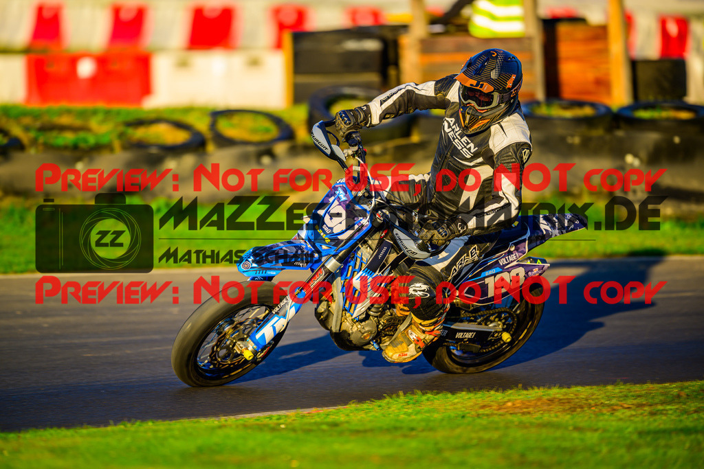 MaZZes_Fotomatrix_20251003_6007705_0412 | S4