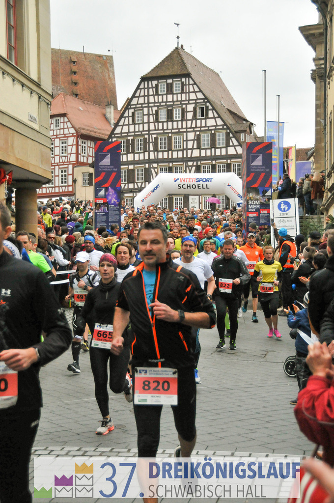 VR Bank Hauptlauf 10000m | 3 Koenigslauf 2023 - Realisiert mit Pictrs.com