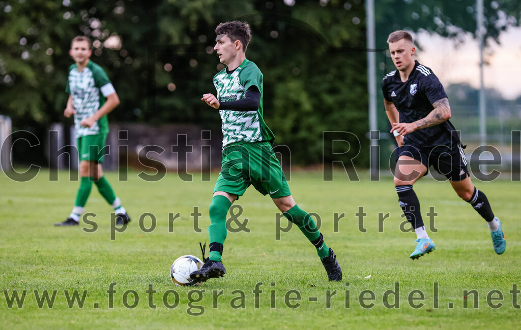 2023-07-25_060_SpVgg_Neuching_gegen_FC_Finsing | Neuching, Deutschland, 25.07.2023:
Fußball, A-Klasse 2023 / 2024, Toto Pokal, SpVgg Neuching gegen FC Finsing, Endergebnis: 2:4

Rene Wagner (SpVgg Neuching, #11), Philipp Tholl (FC Finsing, #4)

Foto: Christian Riedel / fotografie-riedel.net