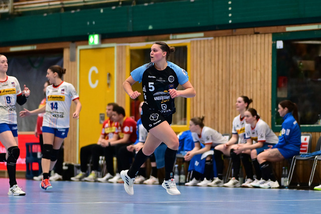 Handball I Frauen I Saison 2024-2025 I 1. HBF I 19. Spieltag I Buxtehuder SV - HSG Blomberg-Lippe I 25230 | Der Sportfotograf. - Realisiert mit Pictrs.com