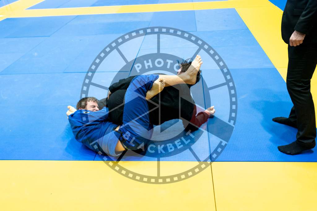 20240121PBB5745 | Fighters compete during the second day of the IBJJF European Championship in Paris, France, on January 21, 2024.