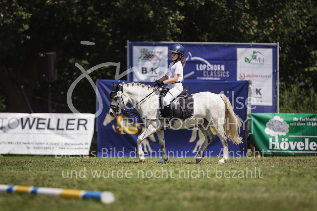 240720_LC_Reiter-WB-133 | Deine schönsten Turniermomente als professionelle Fotos! Entdecke hochwertige Pferdesport-Fotografie im Online-Shop. Jetzt Fotos finden & bestellen!