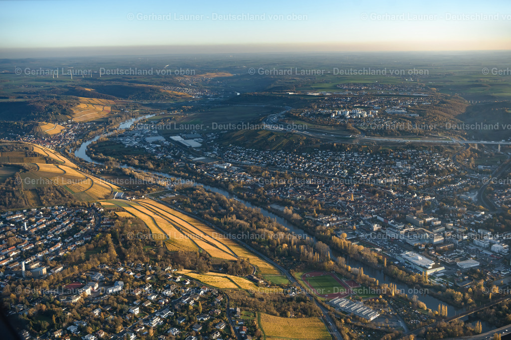 4042908 | Weinberge zw. Würzburg und Eibelstadt, Weinlagen Abtsleite, Teufelskeller, Pfülben, Marsberg, Sonnenstuhl