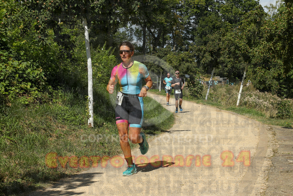 250824_1235_EX1_9868 | Sportfotografie im Rhein-Sieg Kreis, Köln, Bonn, NRW, Rheinland Pfalz, Hessen, etc. Unser Tätigkeitsfeld umfasst den Laufsport vom Volkslauf über den Marathon, Duathlon, Triathon bis zum Ultralauf wie Kölnpfad Ultra oder Schindertrail.