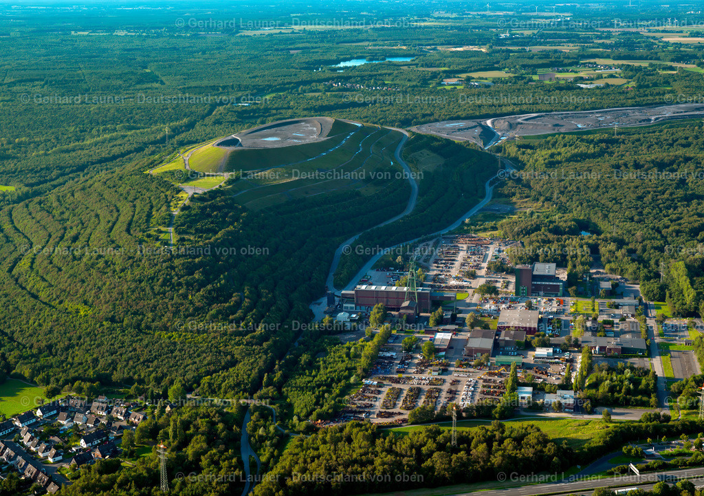2996200 | Halde Haniel mit Fördergerüst Bergwerk Prosper Haniel , Bottrop