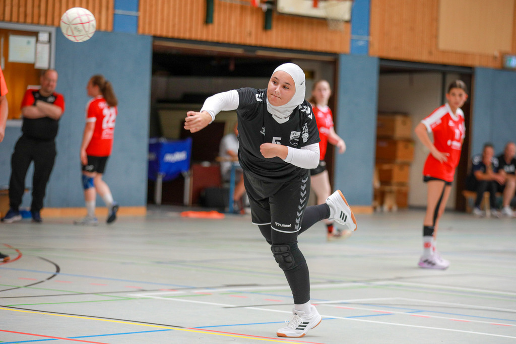 Rheinhausen-Lobberich_Plus_310825_028 | Bildergalerie von Sport-Ereignissen aber auch von weiteren spannenden Dingen - nicht nur vom Niederrhein. In Anlehnung an den bekannten Spruch von Hanns Dieter Hüsch heißt das Motto: "Niederrhein ist überall".  - Realisiert mit Pictrs.com