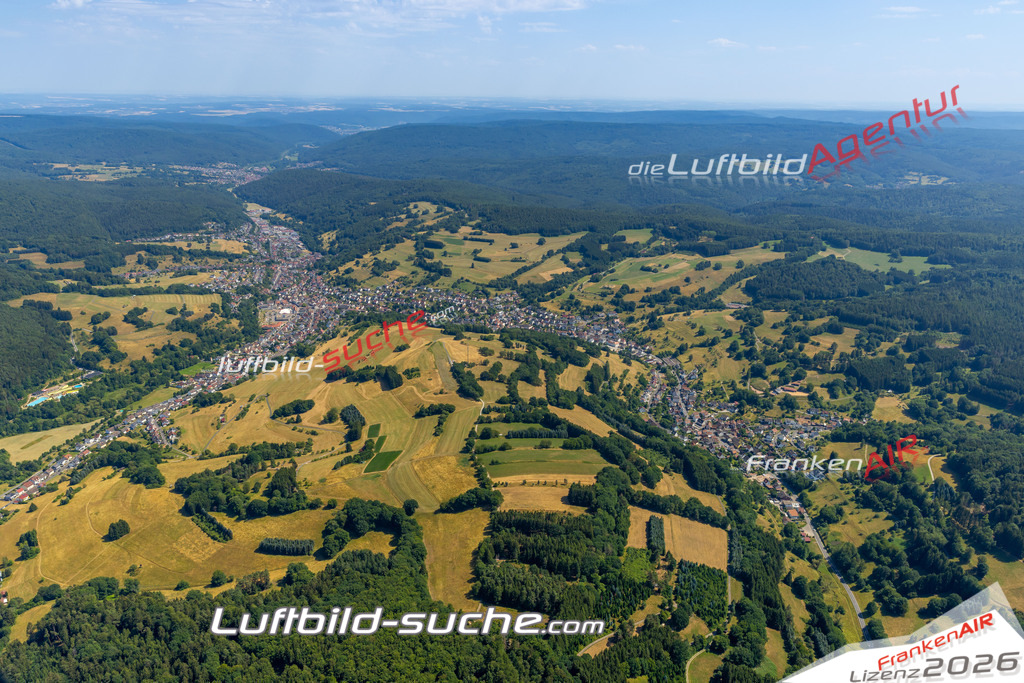 Das Luftbild zeigt :  Frammersbach - Die Luftaufnahme wurde 2023 vom UL-Flugzeug aus erstellt ( keine Drohne ) - Hochauflösende Luftaufnahme - Für grossformatige Ausdrucke geeignet. Die Geschenkidee !Mit Lizenz und Bildrechte bestellbar