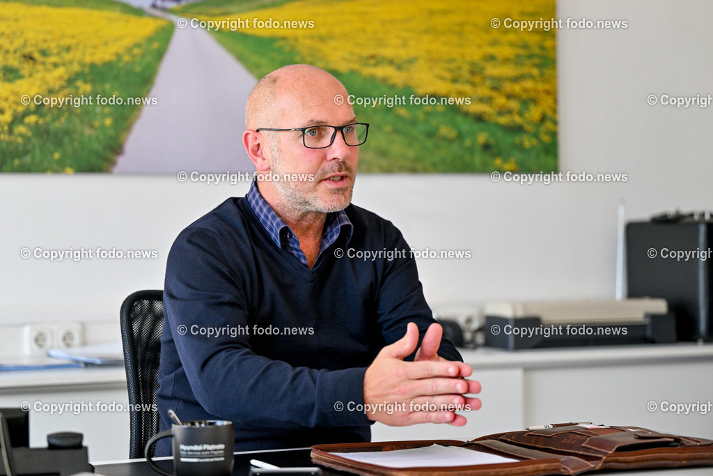 Seifried United Auto_ 26.09.2023-6 | 26.09.2023, Grieskirchen, AUT, Seifried United GmbH im Bild Adolf Seifried (Geschaeftsfuehrer Seifried United GmbH und Obmann des Landesgremium Ooe des Fahrzeughandels WKOOE)
