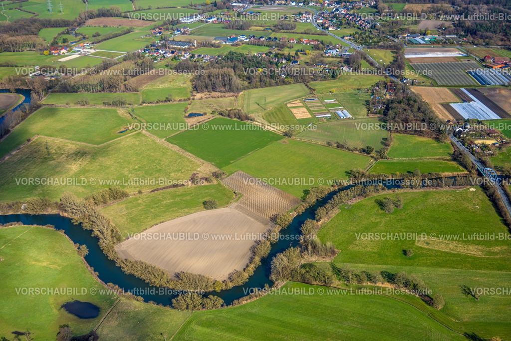 Selm260306832Bork | Luftbild, Fluss Lippe und Lippeaue, Wiesen und Felder, Selm, Stadtgrenze Waltrop, Münsterland, Nordrhein-Westfalen, Deutschland