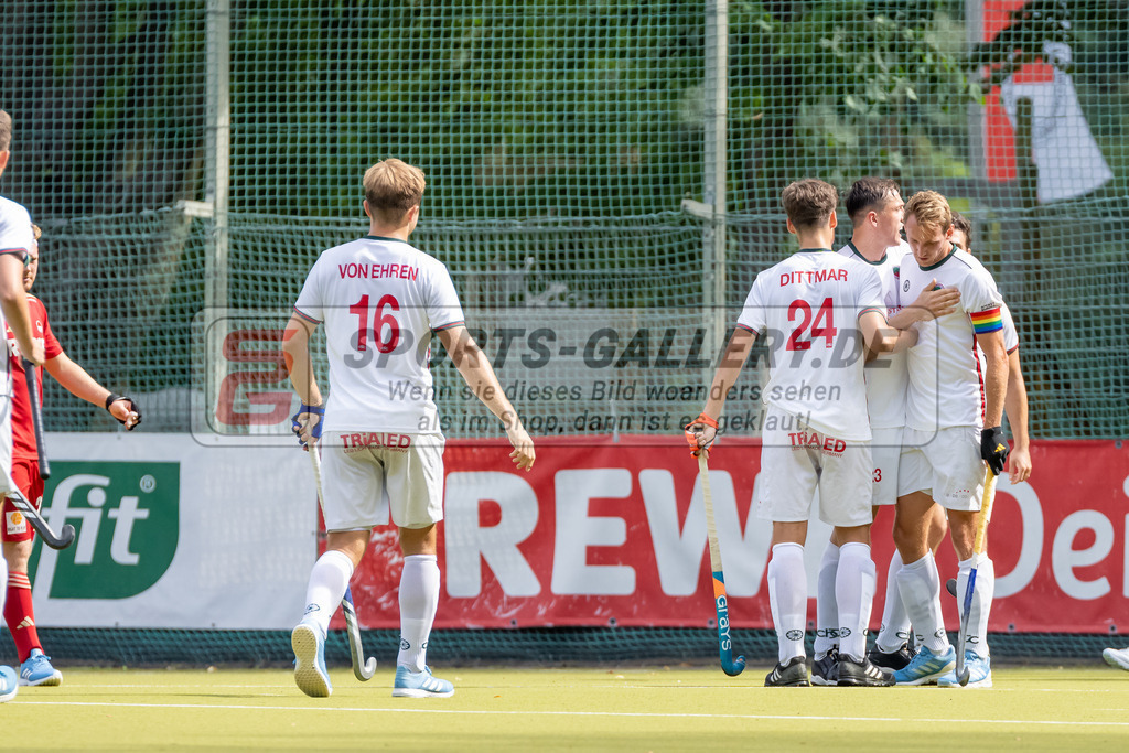 HK_20240907_105347 | 1. Bundesliga Herren RW Köln - Crefelder HTC am 7.9.2024 RW Köln, Köln , van Ehren Christian ( Crefelder HTC #16 ) , Julius Dittmar ( Crefelder HTC #24 ) , Niklas Wellen ( Crefelder HTC 10 ) , Boomes Anton ( Crefelder HTC #23 )