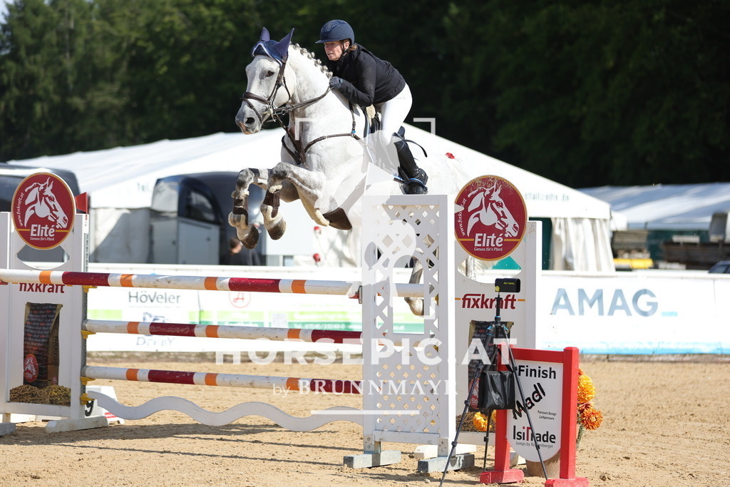 0P6A5500 | Willkommen bei Brunnmayr - Design & Fotografie – Ihrem Spezialisten für Reitturniere und Pferdeveranstaltungen in Oberösterreich, Salzburg und Bayern! Seit über 17 Jahren sind wir leidenschaftlich dabei.