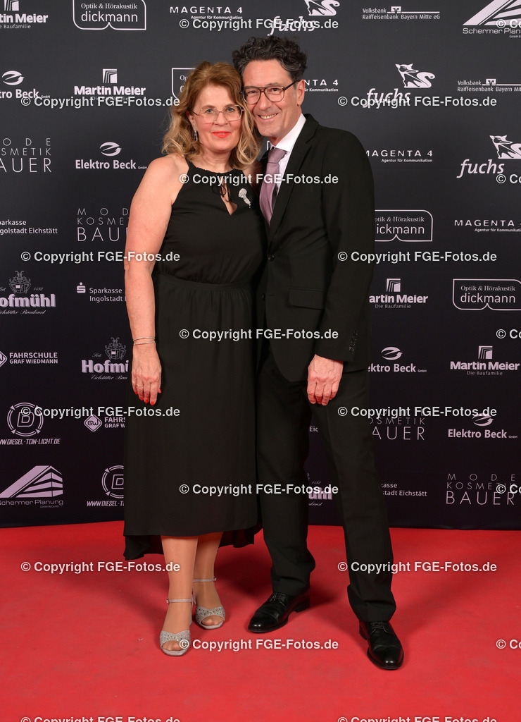 20250208-fge-hofball-0316 | Hofball der FGE am 08.02.2025 im Alten Stadttheater in Eichstätt. - Realisiert mit Pictrs.com