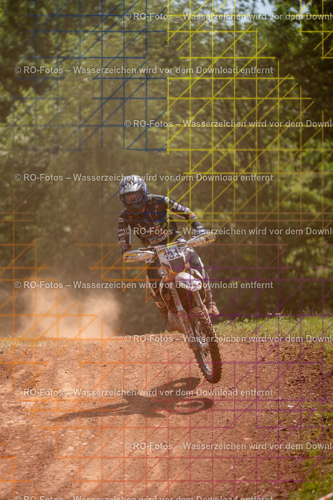 Wolfshausen 5 Lauf -235 | Sportfotografie von RO-Fotos: Motorsport, Motocross, Enduro, Laufveranstaltungen und Triathlon. Professionelle Fotos von Sportlern und Events. - Realisiert mit Pictrs.com