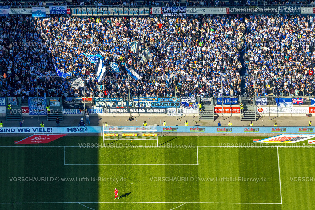 Duisburg241003362 | Luftbild, Sportpark Duisburg mit Fußballstadion Schauinsland-Reisen-Arena, auch MSV Duisburg Arena oder Wedaustadion, Live Fußball mit Zuschauern auf der Tribüne, Neudorf, Duisburg, Ruhrgebiet, Nordrhein-Westfalen, Deutschland