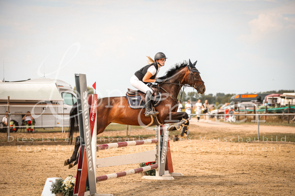 27.SaSpMA00165 | Leoni Ertmer Photography - Realisiert mit Pictrs.com