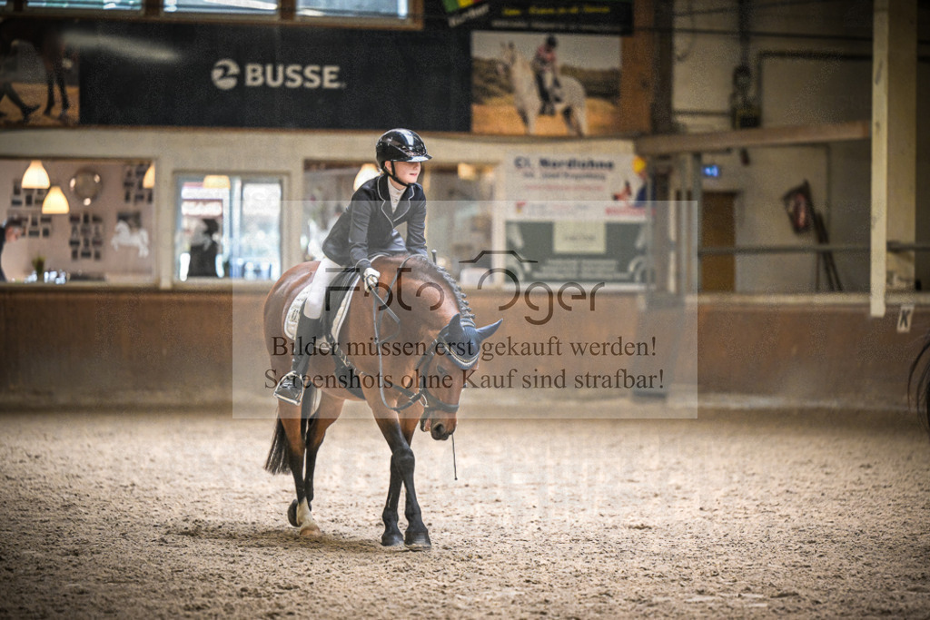 DOS_0236 | Entdecke hochwertige Reitturnierfotos von Foto Oger. Professionell, emotional und authentisch – jetzt Lieblingsmomente im Shop bestellen.Deutschlandweite Turnierfotografie. - Realisiert mit Pictrs.com