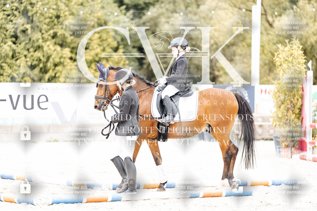 CK907322 | Turnierfotografie Pferdefotografie Trier Rheinland-Pfalz Pferdesport Reitsport Tierfotografie Sportfotografie Pferdevideo Pferdevideografie Equestrianvideography equestrianphotography  - Realisiert mit Pictrs.com