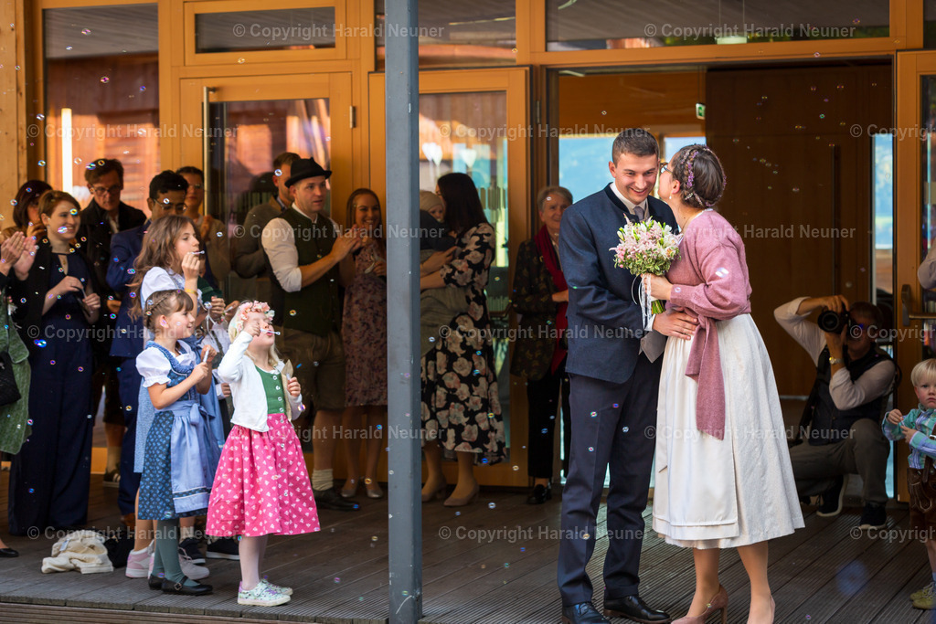 foto.9ers.at-118-PNG-9028 | Hochzeit, Portraits, Headshots, Food- und Immobilienfotografie in Tirol. 360°, Drohne und mehr. Kontaktieren Sie mich einfach via Mail per foto@9ers.at - Realisiert mit Pictrs.com