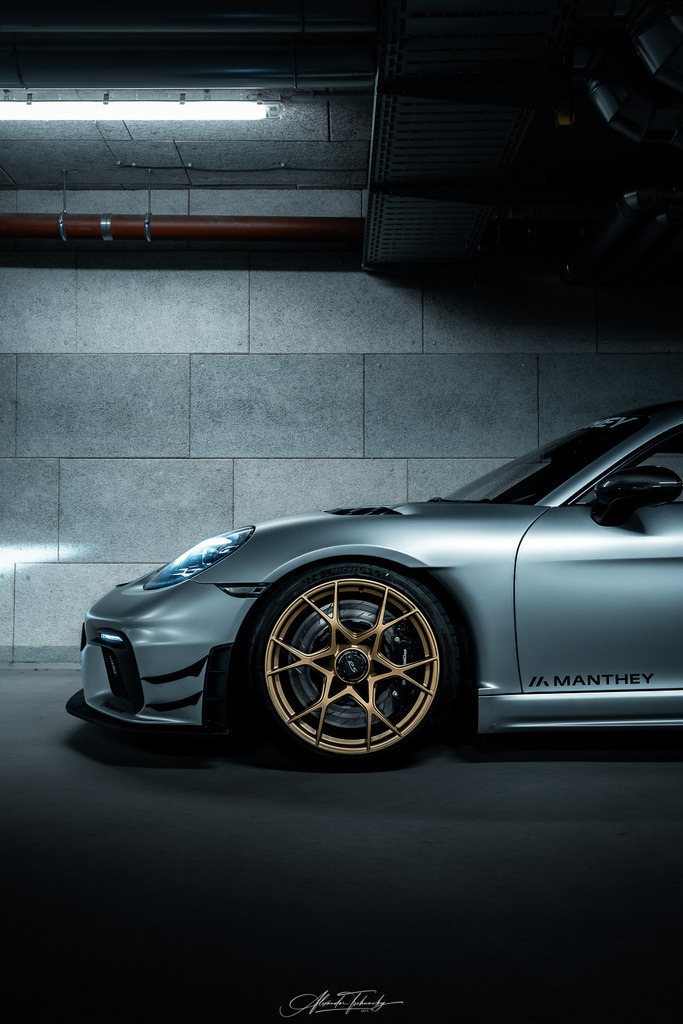 718 Cayman GT4 RS Manthey | Entdecken Sie die faszinierende Welt von Alexander Tschuncky Arts: Kreative Fotografie, atemberaubende Automobilkunst und hochwertiger Bilderdruck. Lassen Sie sich inspirieren! - Realisiert mit Pictrs.com