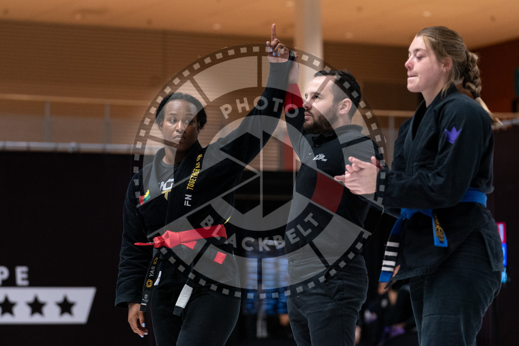 20241012PBB2212 | Athletes compete during the AJP Tour Europe Continental Jiu-Jitsu Professional Championship on October 12, 2024 in Almere near Amsterdam, Netherlands. © Chiara Dazi / photoblackbelt