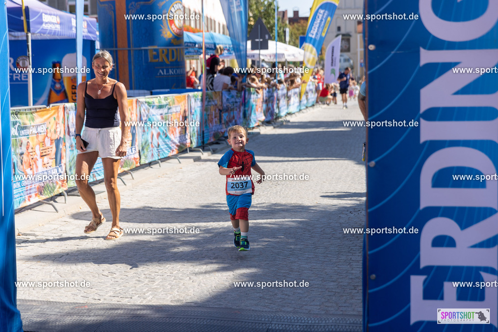 VJ__2959 | Stadtlauf Erding 2025 #stadtlauferding #erdingstadtlauf #stadtlauf_erding #laufmotivation #trisporterding #yourpictrs #sportshot_your_pictrs